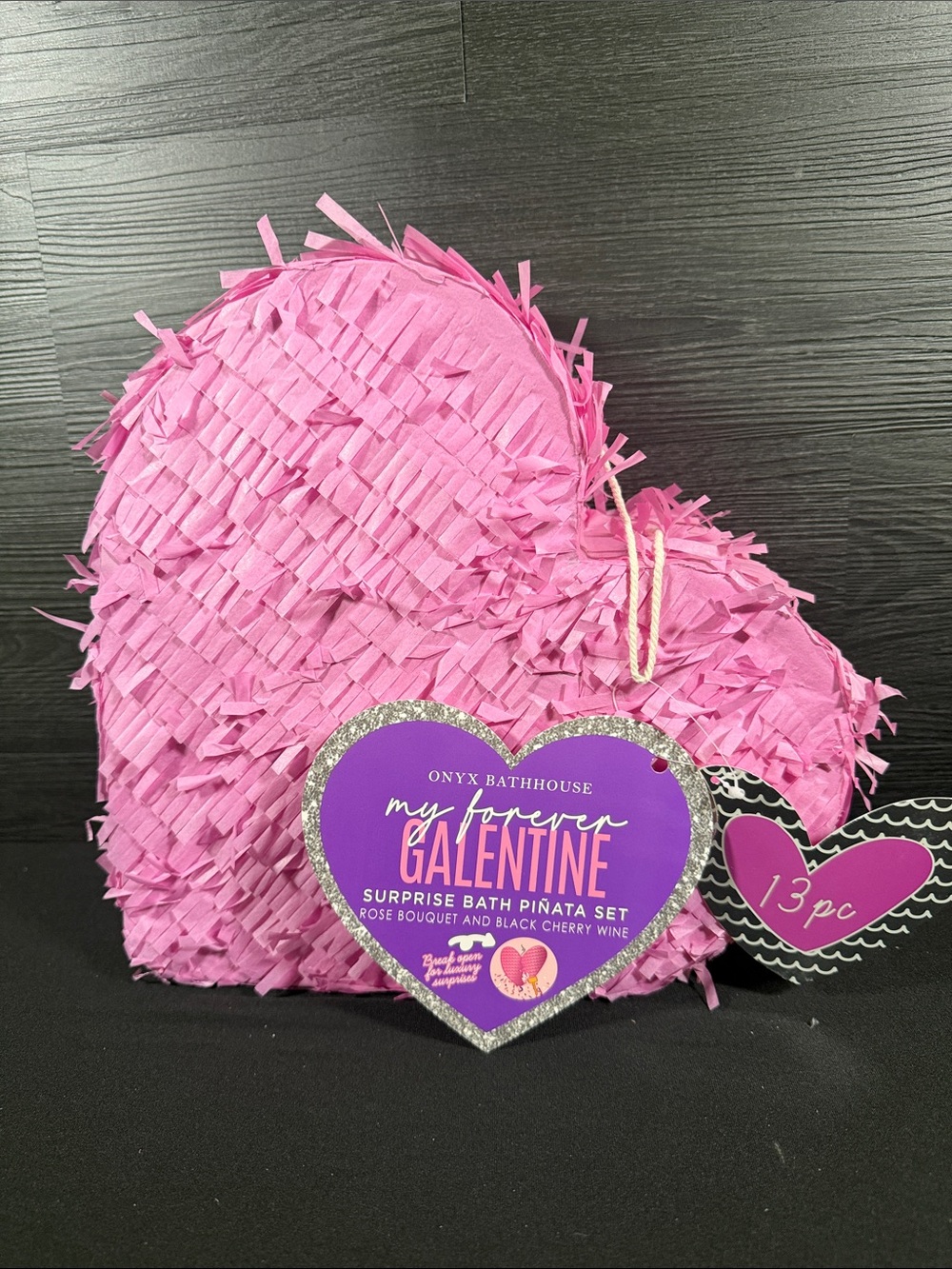 Onyx Bathhouse My Forever Galentine Surprise Bath Piñata Set NWT 13 Pc